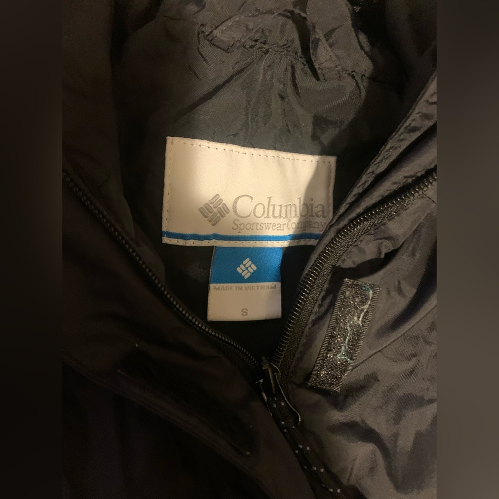 Jacket/Outerwear - image 4